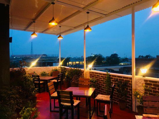 Rooftop Restaurant at Hotel Classic Inn